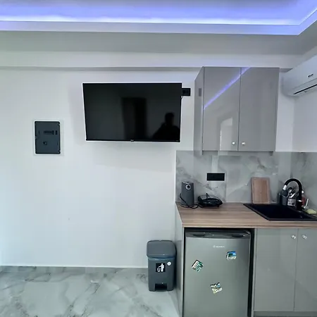 Central Studios Apartments