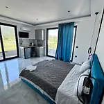 Luxury דירה *